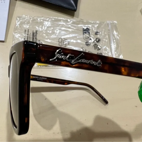 YSL Sunglasses - Picture 5 of 12